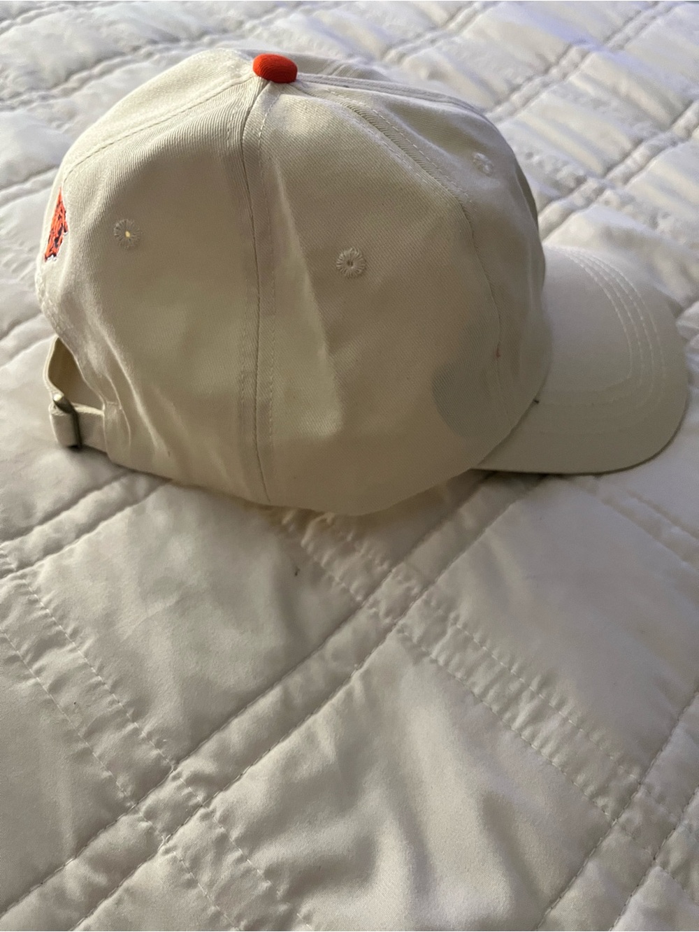 Dunkin’ Donuts 🍩 x Bears 🐻 cap - Picture 7 of 9
